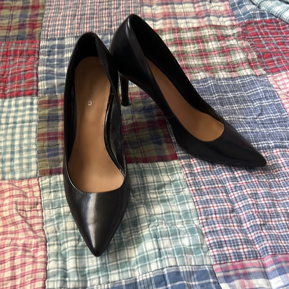 Calvin Klein Gayle Pumps